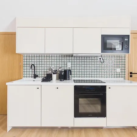 Appartement New 2br, 2 En-suites W/ A/c - Principe Real | By Airnest Lisboa